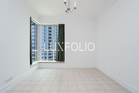 Снять в аренду квартиру в Emaar 6 Towers, Дубай Марина, Дубай: 2 спальни, 159м², № 46342 - фото 14