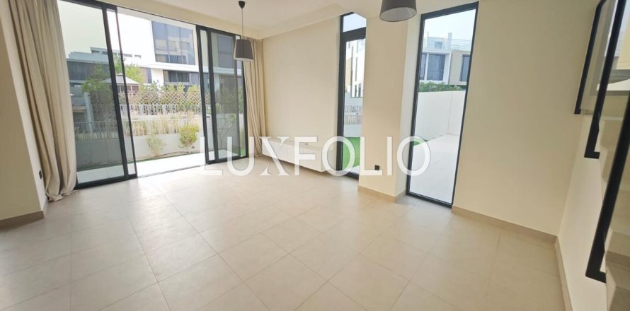 Вилла в Дубай Хилс Эстейт, Дубай, 3 спальни, 387м², № 46425