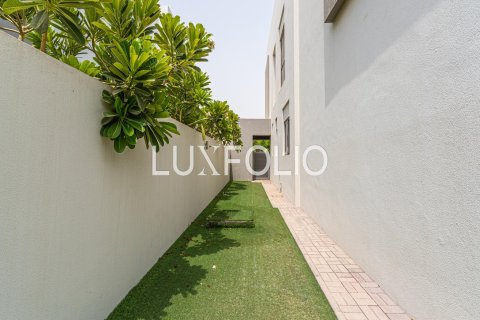 Снять в аренду виллу в Sidra Villas, Дубай Хилс Эстейт, Дубай: 3 спальни, 400м², № 46426 - фото 20