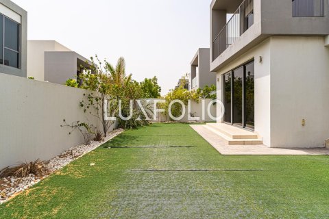 Снять в аренду виллу в Sidra Villas, Дубай Хилс Эстейт, Дубай: 3 спальни, 400м², № 46426 - фото 19