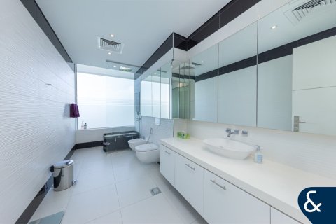 Apartment in Ashjar, Al Barari, Dubai 4 bedrooms, 639 sq.m. № 75352 - photo 11