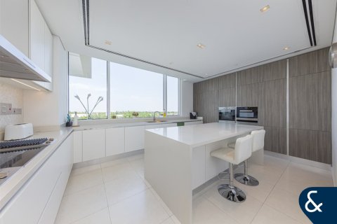Apartment in Ashjar, Al Barari, Dubai 4 bedrooms, 639 sq.m. № 75352 - photo 3