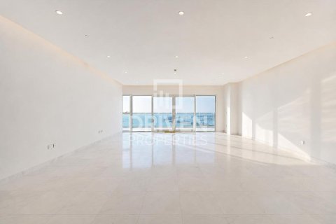 Apartment in Jumeirah Beach Residence, Dubai 4 bedrooms, 353.12 sq.m. № 142554 - photo 9