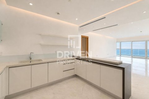 Apartment in Jumeirah Beach Residence, Dubai 4 bedrooms, 353.12 sq.m. № 142554 - photo 24
