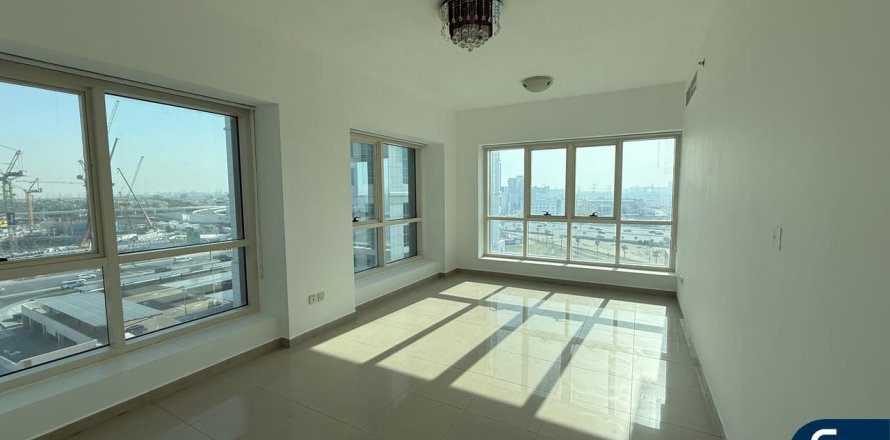 Apartamento en Jumeirah Lake Towers, Dubai, 1 dormitorio, 91 m², № 91441