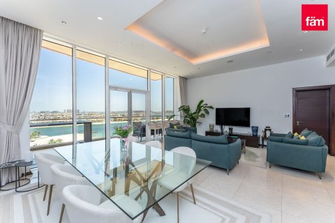 Apartment in Palm Jumeirah, Dubai 1 bedroom, 120.4 sq.m. № 109712