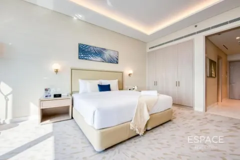 Apartment in Palm Jumeirah, Dubai 48 sq.m. № 123085 - photo 7