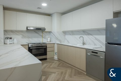 Appartement à Al Andalus, Jumeirah Golf Estates, Dubai, 2 chambres, 128 m², № 75180 - photo 5