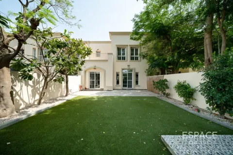 Вилла в Springs 14, The Springs, Дубай, 3 спальни, 228м², № 122875