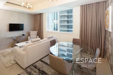 Снять в аренду квартиру в Дубай Марине, Дубай: 1 спальня, 65м², № 122992 - фото 2
