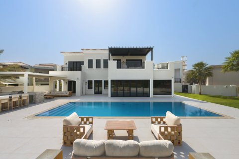 Villa en Jumeirah Golf Estates, Dubai, 6 dormitorios, 975.48 m², № 141162