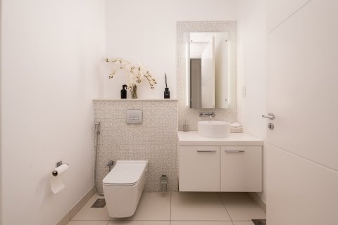 Villa en The Nest, Al Barari, Dubai, 4 dormitorios, 693.29 m², № 141154 - foto 17