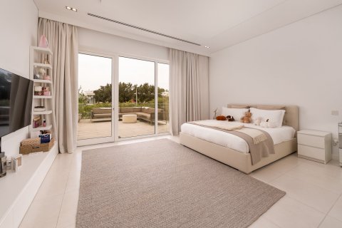 Villa en The Nest, Al Barari, Dubai, 4 dormitorios, 693.29 m², № 141154 - foto 18
