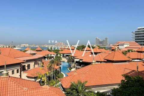 Apartment in Palm Jumeirah, Dubai 2 bedrooms, 170.19 sq.m. № 52579 - photo 2