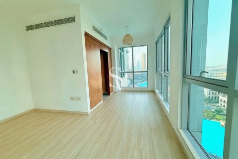 Снять в аренду квартиру в Даунтаун Дубай (Даунтаун Бурдж Дубай), Дубай: 3 спальни, 221м², № 121926 - фото 5