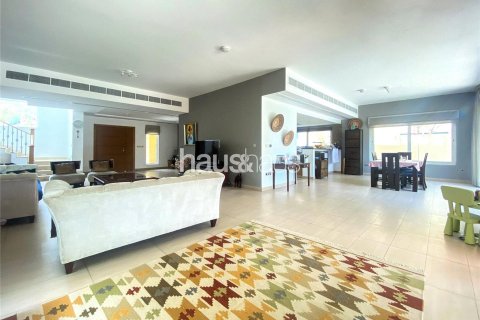 فيلا في Jumeirah Park, دبي 4 غرف نوم, 386 م² رقم 44459 - صورة 3