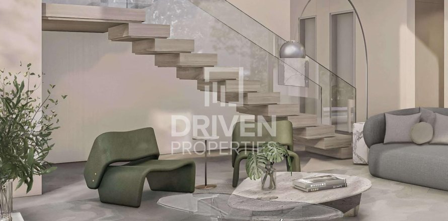 Villa in Nad Al Sheba 1, Nadd Al Sheba, Dubai 3 bedrooms, 253.72 sq.m. № 140849