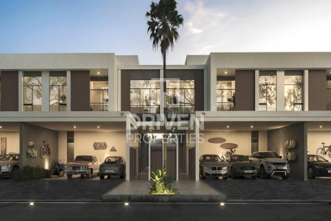 Villa in Dubai South (Dubai World Central), Dubai 5 bedrooms, 391.96 sq.m. № 140850 - photo 2