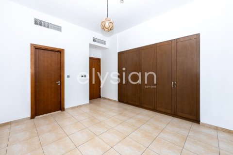 شقة في Marina Residences, نخلة جميرا, دبي 3 غرف نوم, 227 م² رقم 38103 - صورة 2