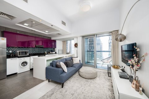 Appartement à Cayan Tower, Dubai Marina, Dubai, 1 chambre, 70.75 m², № 142196