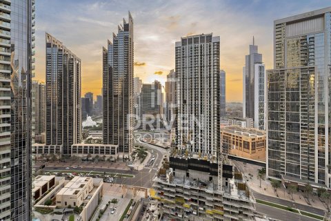 Apartamento en Opera District, Downtown Dubai (Downtown Burj Dubai), Dubai, 1 dormitorio, 76.27 m², № 136895 - foto 2