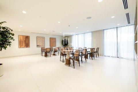 Apartment in EMAAR Beachfront, Dubai Harbour, Dubai 1 bedroom, 76.83 sq.m. № 138416