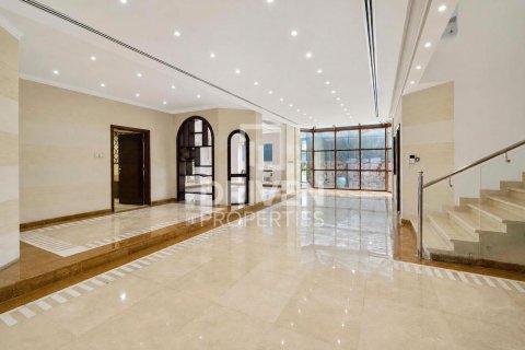 Вилла в Умм-Сукейме, Дубай, 5 спален, 1349.88м², № 127967