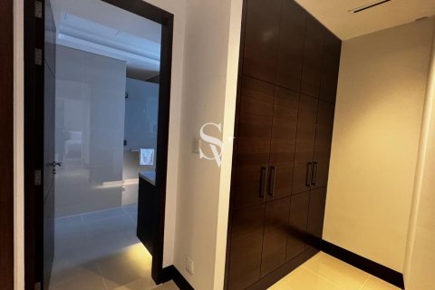 Apartment in Downtown Dubai (Downtown Burj Dubai), Dubai 2 bedrooms, 123 sq.m. № 121917 - photo 3