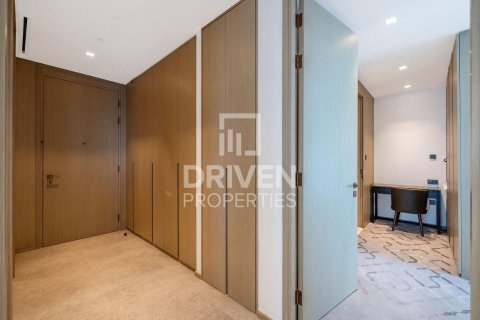 Снять в аренду квартиру в Address Harbour Point, Dubai Creek Harbour (The Lagoons), Дубай: 2 спальни, 104.42м², № 129984 - фото 6