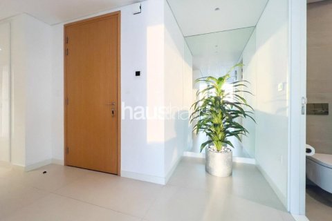 Apartment in Bluewaters Residences, Bluewaters, Dubai 4 bedrooms, 228 sq.m. № 44616 - photo 16