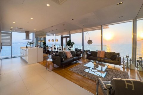 Apartment in Bluewaters Residences, Bluewaters, Dubai 4 bedrooms, 228 sq.m. № 44616 - photo 2
