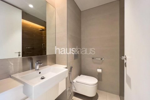 Apartment in Bluewaters Residences, Bluewaters, Dubai 4 bedrooms, 228 sq.m. № 44616 - photo 17