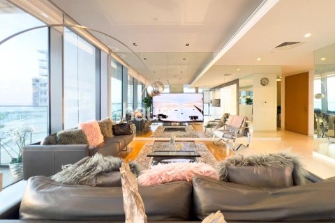 Apartment in Bluewaters Residences, Bluewaters, Dubai 4 bedrooms, 228 sq.m. № 44616 - photo 9