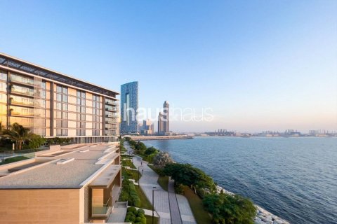 Apartment in Bluewaters Residences, Bluewaters, Dubai 4 bedrooms, 228 sq.m. № 44616 - photo 14