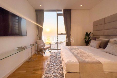 Apartment in Bluewaters Residences, Bluewaters, Dubai 4 bedrooms, 228 sq.m. № 44616 - photo 7