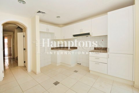 Townhouse in Springs 12, The Springs, Dubai 2 bedrooms, 172.42796800 sq.m. № 136378 - photo 11