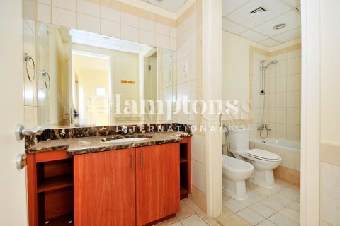 Townhouse in Springs 12, The Springs, Dubai 2 bedrooms, 172.42796800 sq.m. № 136378 - photo 8