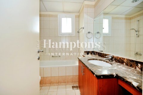 Townhouse in Springs 12, The Springs, Dubai 2 bedrooms, 172.42796800 sq.m. № 136378 - photo 9