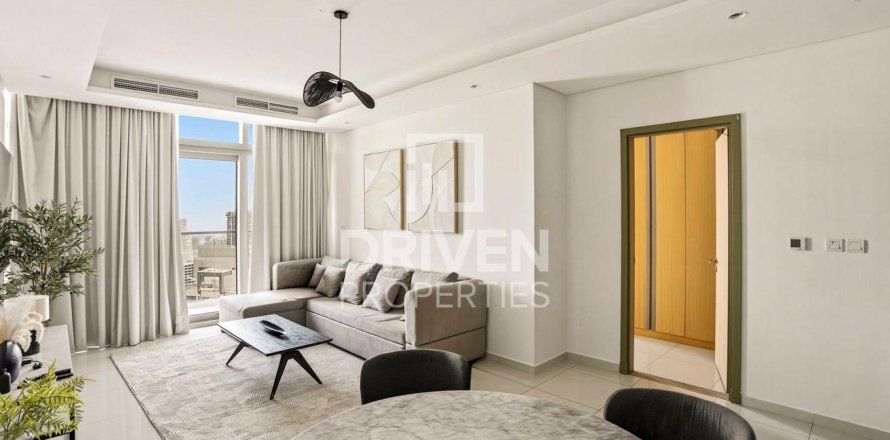 Apartment in Paramount Tower Hotel & Residences, Business Bay, Dubai 2 bedrooms, 104.14 sq.m. № 138834