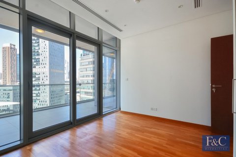 Купить квартиру в DIFC, Дубай: 2 спальни, 166м², № 103345 - фото 25