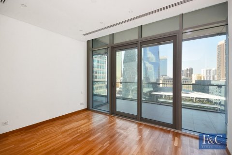 Купить квартиру в DIFC, Дубай: 2 спальни, 166м², № 103345 - фото 2
