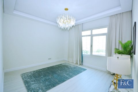 Apartment in Shoreline Apartments, Palm Jumeirah, Dubai 2 bedrooms, 147 sq.m. № 103346 - photo 14