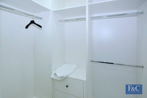 Apartment in Shoreline Apartments, Palm Jumeirah, Dubai 2 bedrooms, 147 sq.m. № 103346 - photo 5