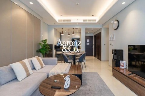 Apartment in Business Bay, Dubai 2 bedrooms, 118 sq.m. № 115048 - photo 2