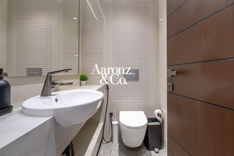 Apartment in Business Bay, Dubai 2 bedrooms, 118 sq.m. № 115048 - photo 10