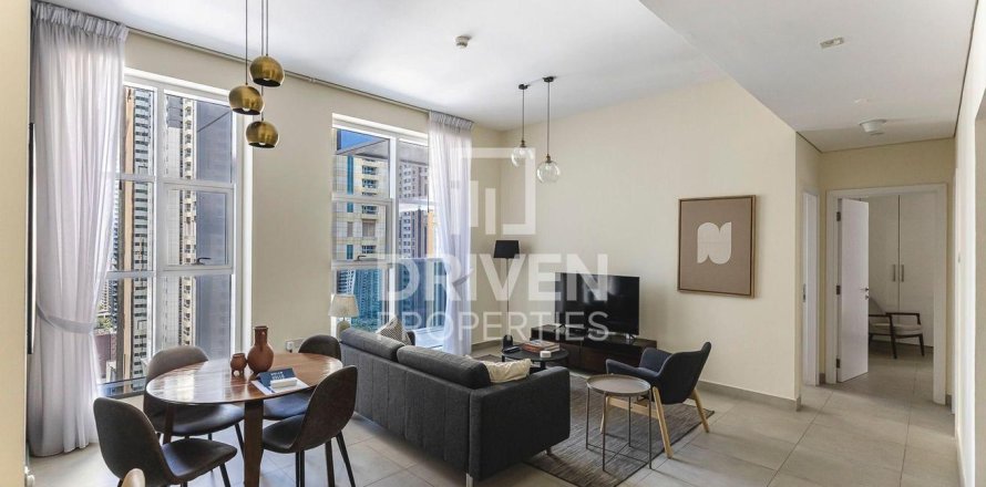 Квартира в Marina Arcade Tower, Дубай Марина, Дубай, 2 спальни, 107.95м², № 129487
