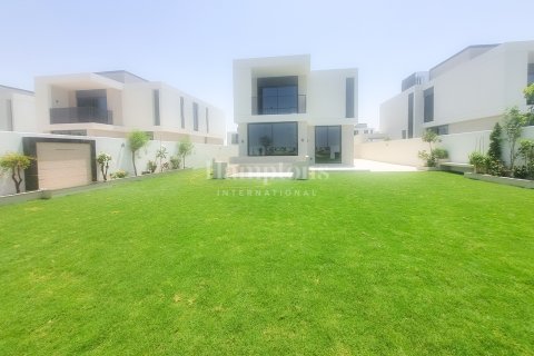 Villa in Dubai South (Dubai World Central), Dubai 4 bedrooms, 583.152 sq.m. № 108804