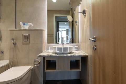 Apartamento en Paramount Tower Hotel & Residences, Business Bay, Dubai, 2 dormitorios, 131 m², № 124945 - foto 16
