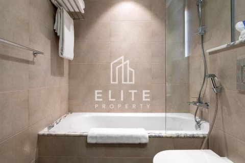 Apartamento en Paramount Tower Hotel & Residences, Business Bay, Dubai, 2 dormitorios, 131 m², № 124945 - foto 17
