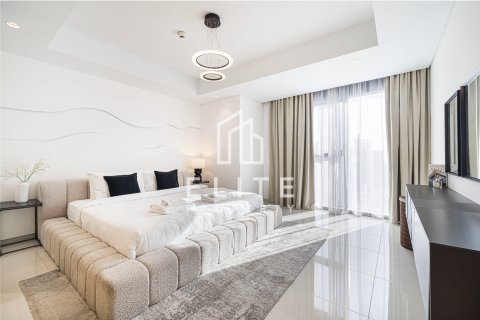 Apartamento en Paramount Tower Hotel & Residences, Business Bay, Dubai, 1 dormitorio, 83 m², № 124943 - foto 3